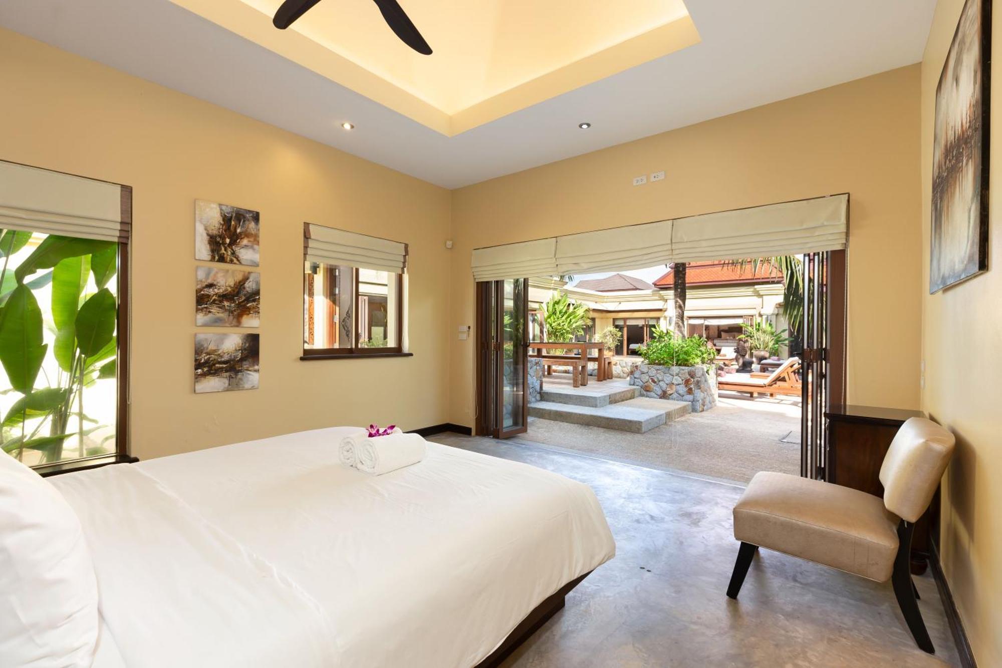 Extraordinary Courtyard 6Br Pool Villa Sri Suri, Naiharn Rawai Ngoại thất bức ảnh